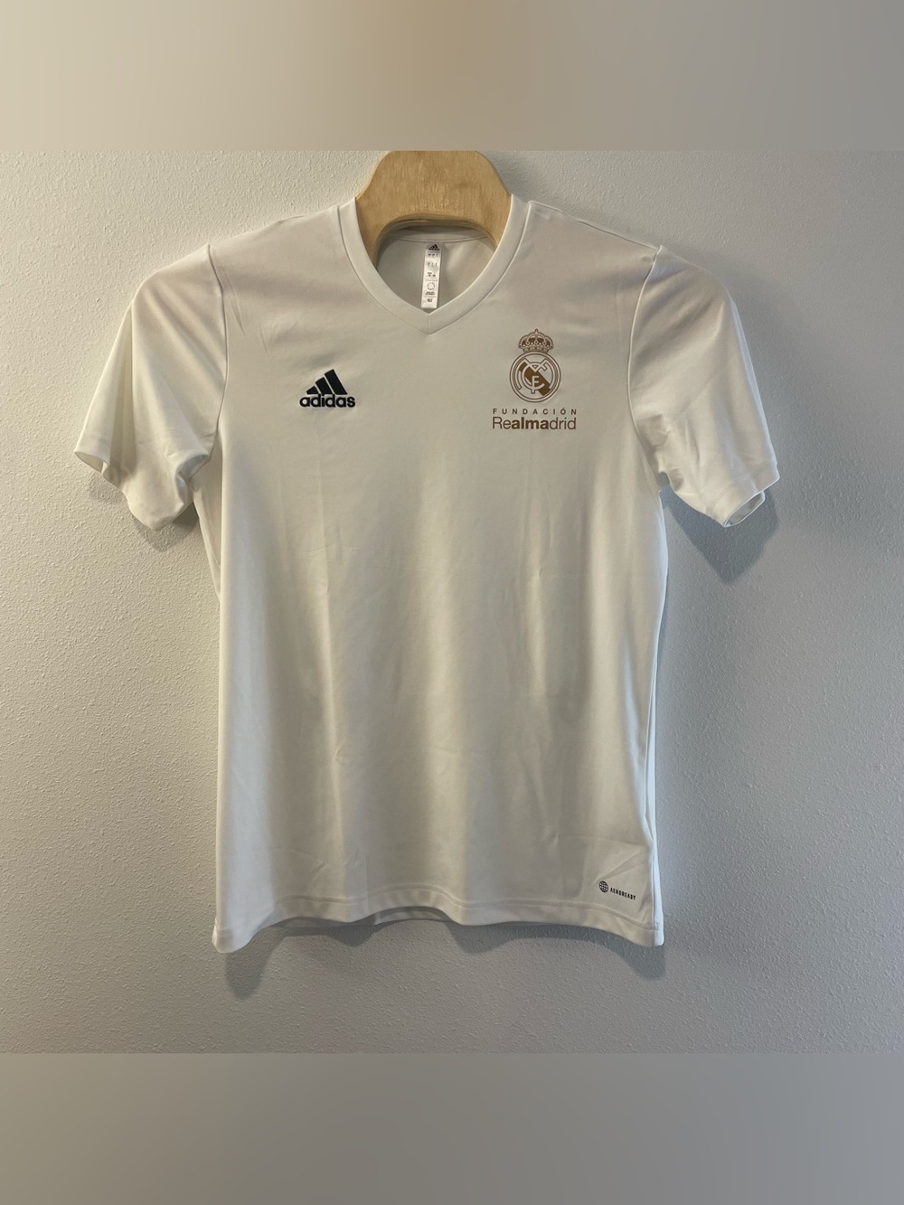 Adidas Real Madrid Fundacion Camp Soccer Jersey Men size L White Training Shirt